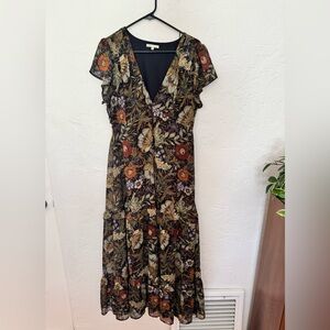 BaeVely Floral V-Neck Maxi Dress - Black Multi
Brand New, Never Worn